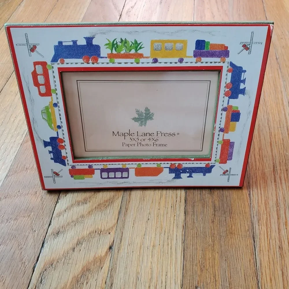Maple lane press paper photo frame train theme 3 by 5 or‎ 4 by 6
